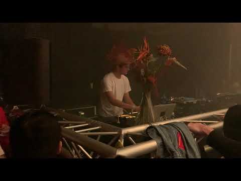 Leafar Legov @ Giegling Paradiso 102019 Leafar Legov - Your Vibe