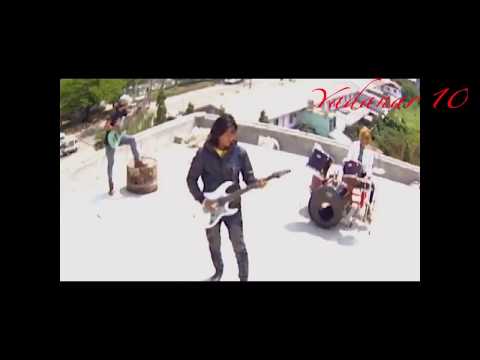 မ်ိဳးမင္းေအာင္ - ေပးဆပ္ျခင္း