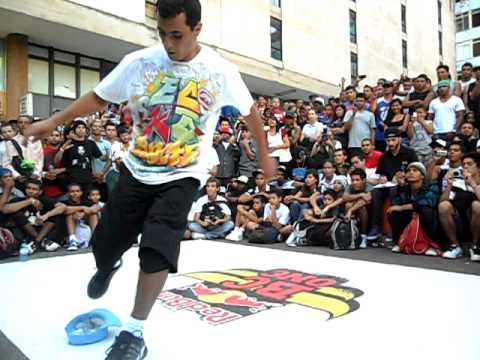 Red Bull BC One eliminatoria Brasília -Muxibinha  vs Klesio - FINAL[HD]