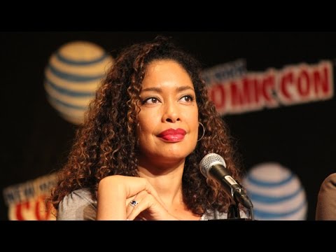 The Firefly Cast on Laughing During Filming. NYCC 2015