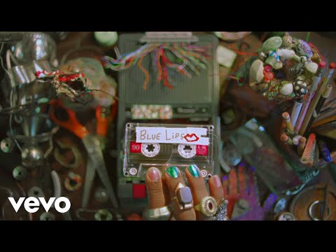 Cautious Clay, Joshua Karpeh, Julian Lage - Blue Lips