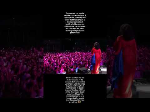 Give people their flowers while they are here 💐 💐 💐 #haitian #kompa #bayotour #emelinemichel