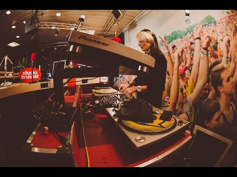 Sister Bliss (Faithless) DJ-set at Studio Brussels