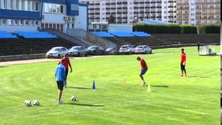 preview picture of video 'Goalkeeper´s training of FK Mladá Boleslav #8'
