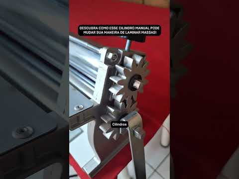Rolo de Massa e Cilindro Manual