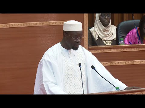Video Thumbnail: Senegal PM announces plan to repeal ex-president Sall's amnesty law | AFP