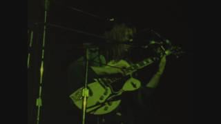 Steve Howe of yes utilizing the weed that he has smoked