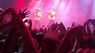 Jedward hold the world