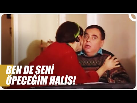 Ayla Hanım Halisi Öptü Olanlar Oldu! | Bizimkiler Özel Sahneler