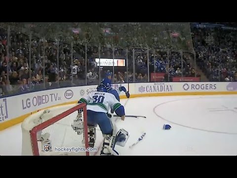 Troy Stecher vs Matt Martin