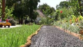 preview picture of video 'Going round a garden railway under construction - Part 6'
