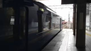 青い京急入線シーン