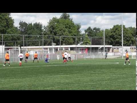 19 aug 2017 Hoogland O17-2 - VV De Meern O17-2 2-4 Goal Hoogland nadat Marnix 1e schot pareert