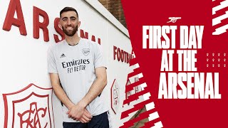 Matt Turner's First Day at The Arsenal