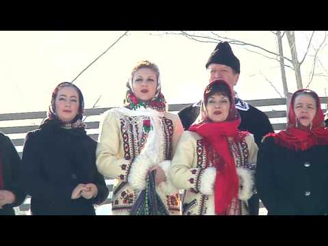 Ans. CUNUNA MUNTELUI din Asau si Comanesti -  La fantana cu uluc