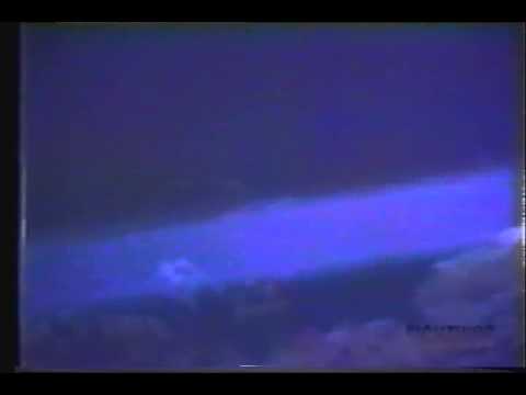 Daytime Gulf Breeze UFO video from 1993.