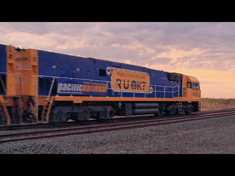 Pacific National 1MP2 Freight Train With Containers & Steel Wagons (4/12/2022) - PoathTV Railways