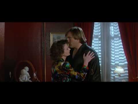 Extrait Tenue de soirée (1986) - "C'est pas mal une femme tu sais..."