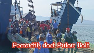 Download lagu Para Pemudik Selamat Datang di Tanah Kelahiran Belambangan - Banyuwangi mp3 Download lagu Para Pemudik Selamat Datang di Tanah Kelahiran Belambangan - Banyuwangi mp3