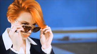 La Roux - Uptight Downtown video