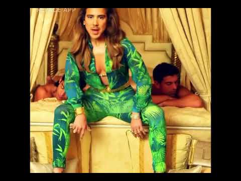 Jennifer Lopez with face of Mikeshowsa!!!