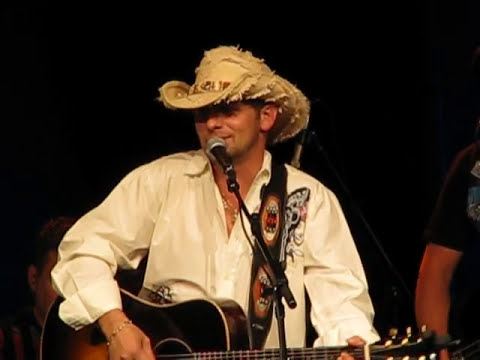 Louis Bérubé   Hearlt  Ontario chanteur country