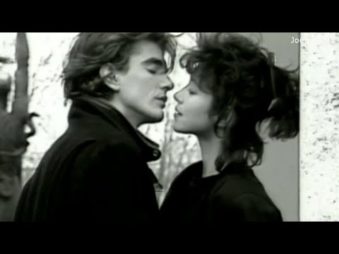 Christine Roques - Premiers frissons d'amour (1987 - Clip Officiel HD)