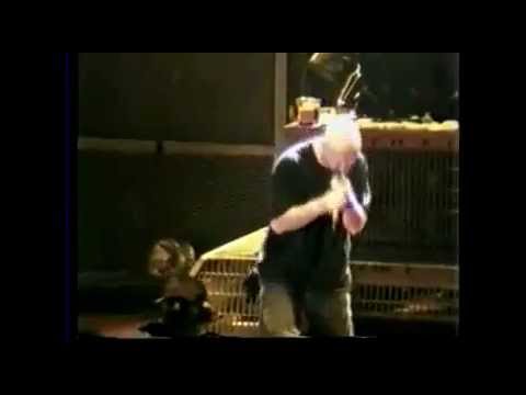 Pantera grinder live with Rob Halford