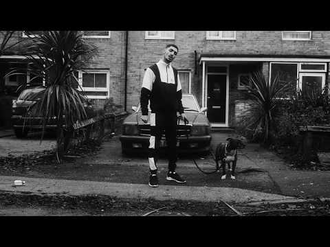 Sneazzy - N17 (Clip Officiel)