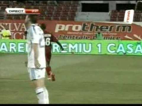 Josh Mitchell - Universitatea Craiova