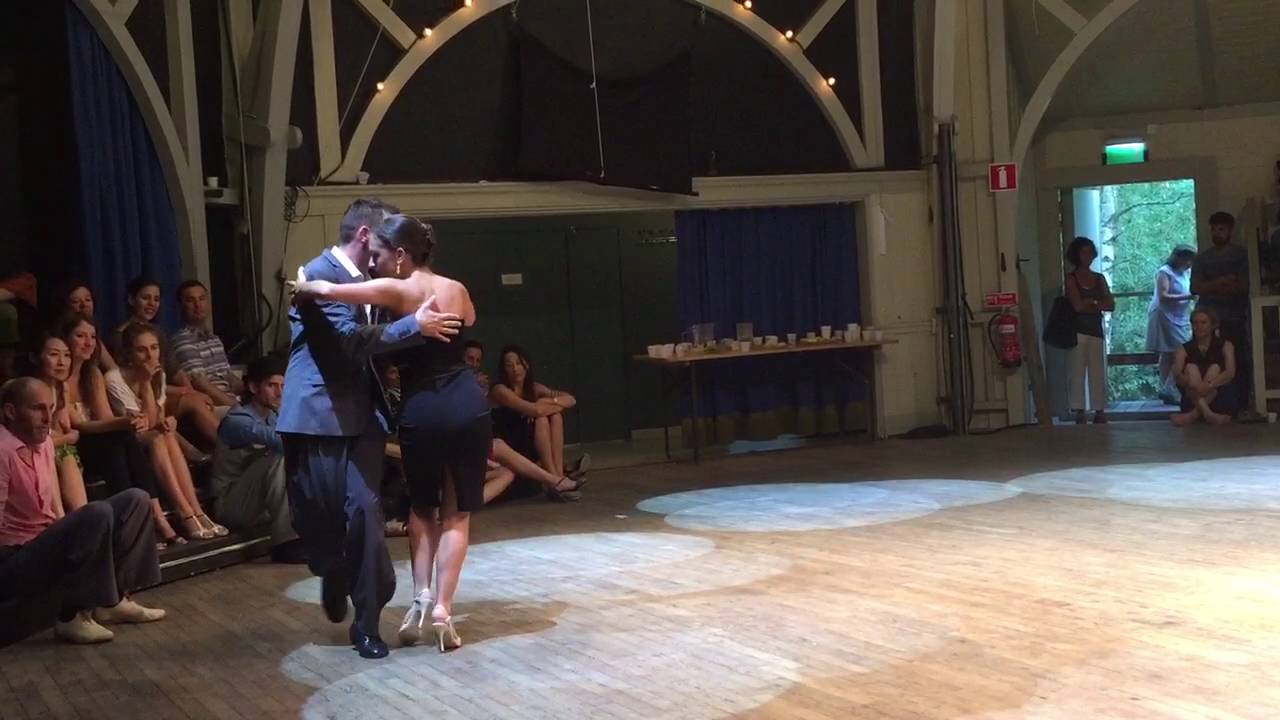 Claudio Coppola & Luciana Muzio, Milonga