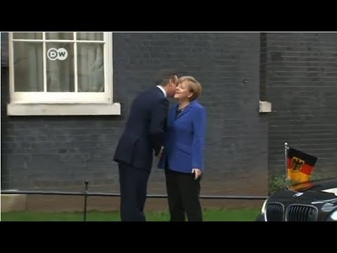 Merkel holds talks in London | Journal