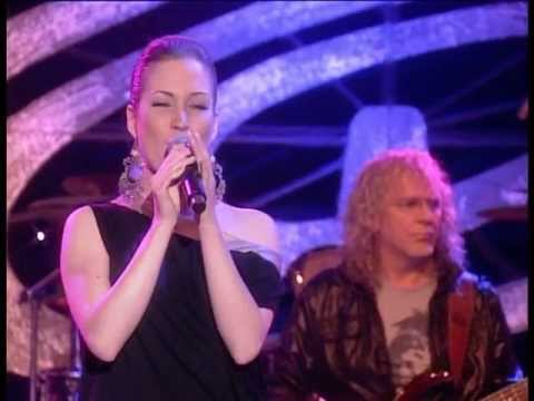 Dunja Vujadinovic - Sama - (Live) - Radijski Festival 2010