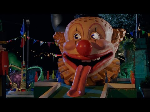 Happy Gilmore 1996 Clown golf scene