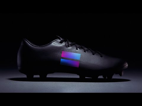 歴史的ゴールを祝うために、彼女は「平等の証」を指差した / GO EQUAL MOVEMENT「#GOEQUAL」
