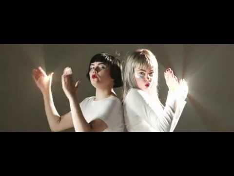 THE MAGNETTES - BONES (Official Music Video)