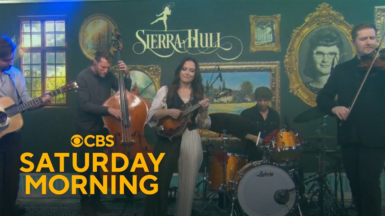 Saturday Sessions: Sierra Hull performs "Movement"