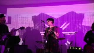 The Fireworks - Runaround (New River Studios)