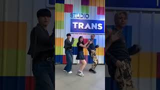 Download lagu Ayu Ting Ting Joget Bareng Oppa #ayutinting #ayutingtingfans #dangdut mp3