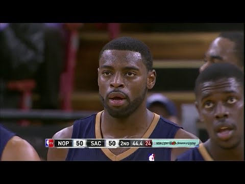 Tyreke Evans Full Highlights at Kings (2013.12.23) - 25 Pts, 12 Assists, The Return!