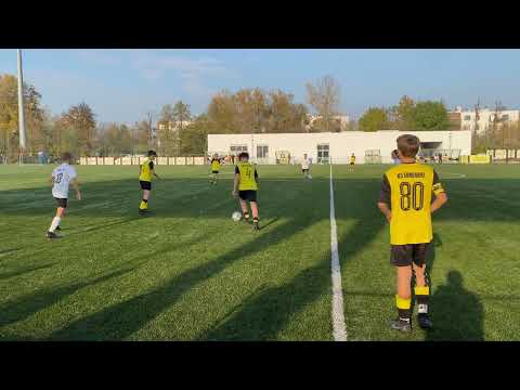 2010 (12 kolejka II liga) KS Łomianki - Mazur Radzymin 6:1 (1 połowa 3:0)