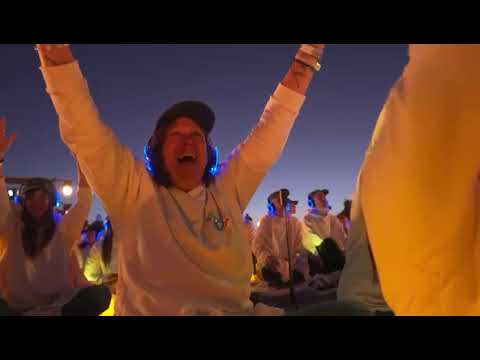 Listening Party: "Moon Music", de Coldplay, en el Valle de la Luna, San Juan, (Argentina)