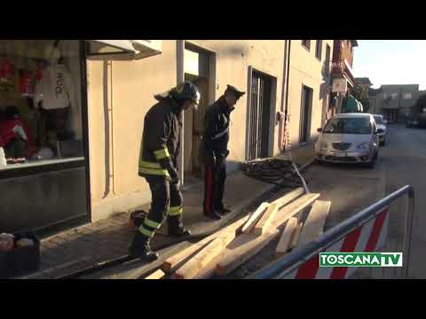 2019-12-11 PISTOIA - MORTO INCENDIO AGLIANA, CAUSA LUCI NATALE