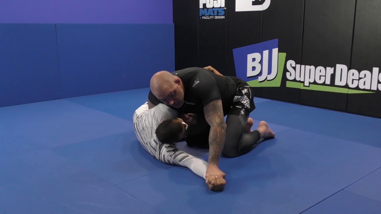 Underhook Half Guard Position