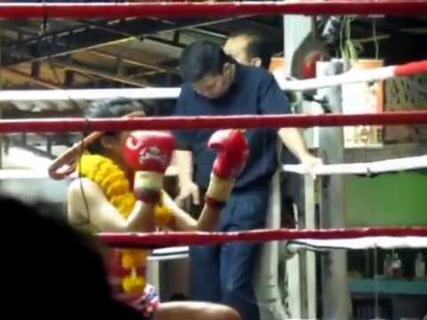 Muay Thai Kickboxing