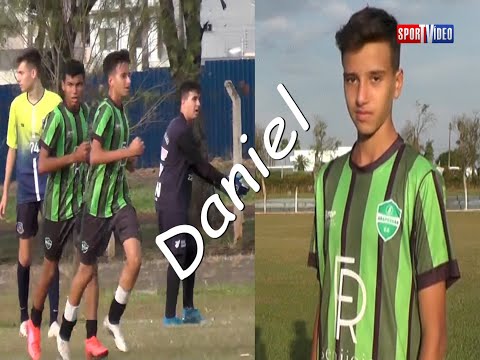 DANIEL ATACANTE DO SUB-16 DO ARAPONGAS .