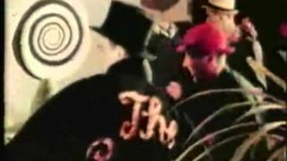 Pigbag Getting Up