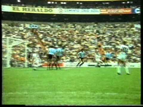 1970 (June 20) West Germany 1-Uruguay 0 (World Cup).mpg