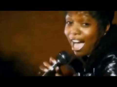 Beenie Man & Chevelle Franklyn - Dancehall Queen (Remix)