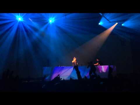Deniz Koyu & Don Palm - Lift vs Clarity played by Nicky Romero @Live at Magnetic Festival Prague